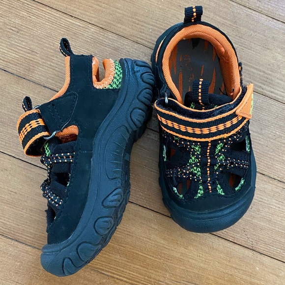 Toddler Sz5 Sandals - Picture 1 of 4